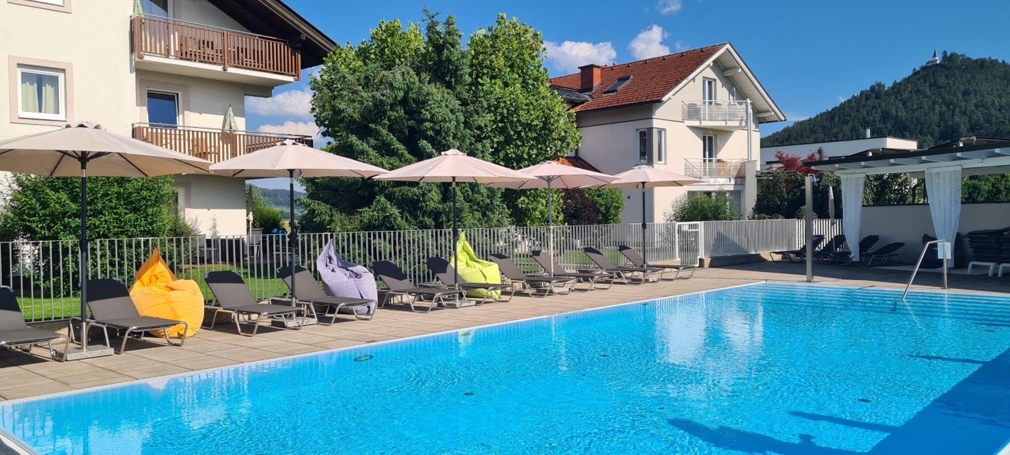 Ferienpark Scheiber Unterburg am Klopeiner See Екстериор снимка